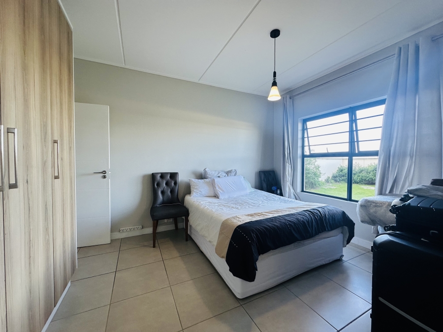 To Let 3 Bedroom Property for Rent in Sandown Western Cape